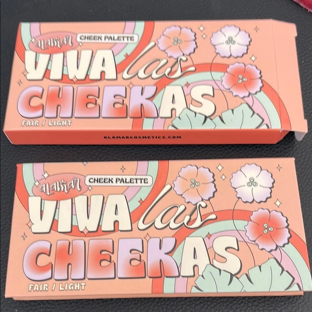 NWOT Alamar Viva Las Cheekas Palette - Fair/Light